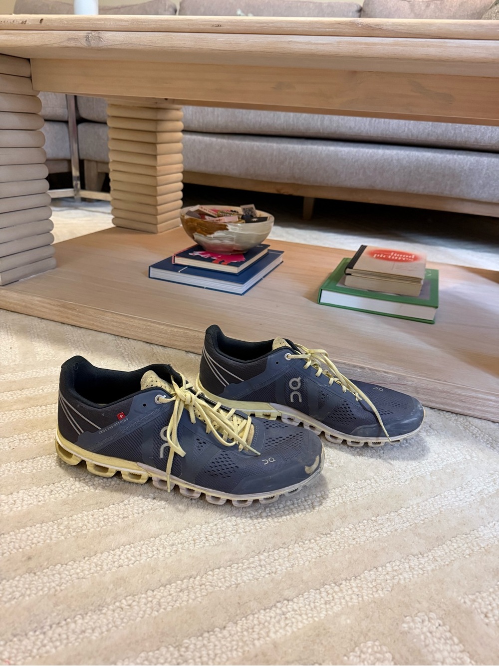 On Running Women’s Tennis Shoes